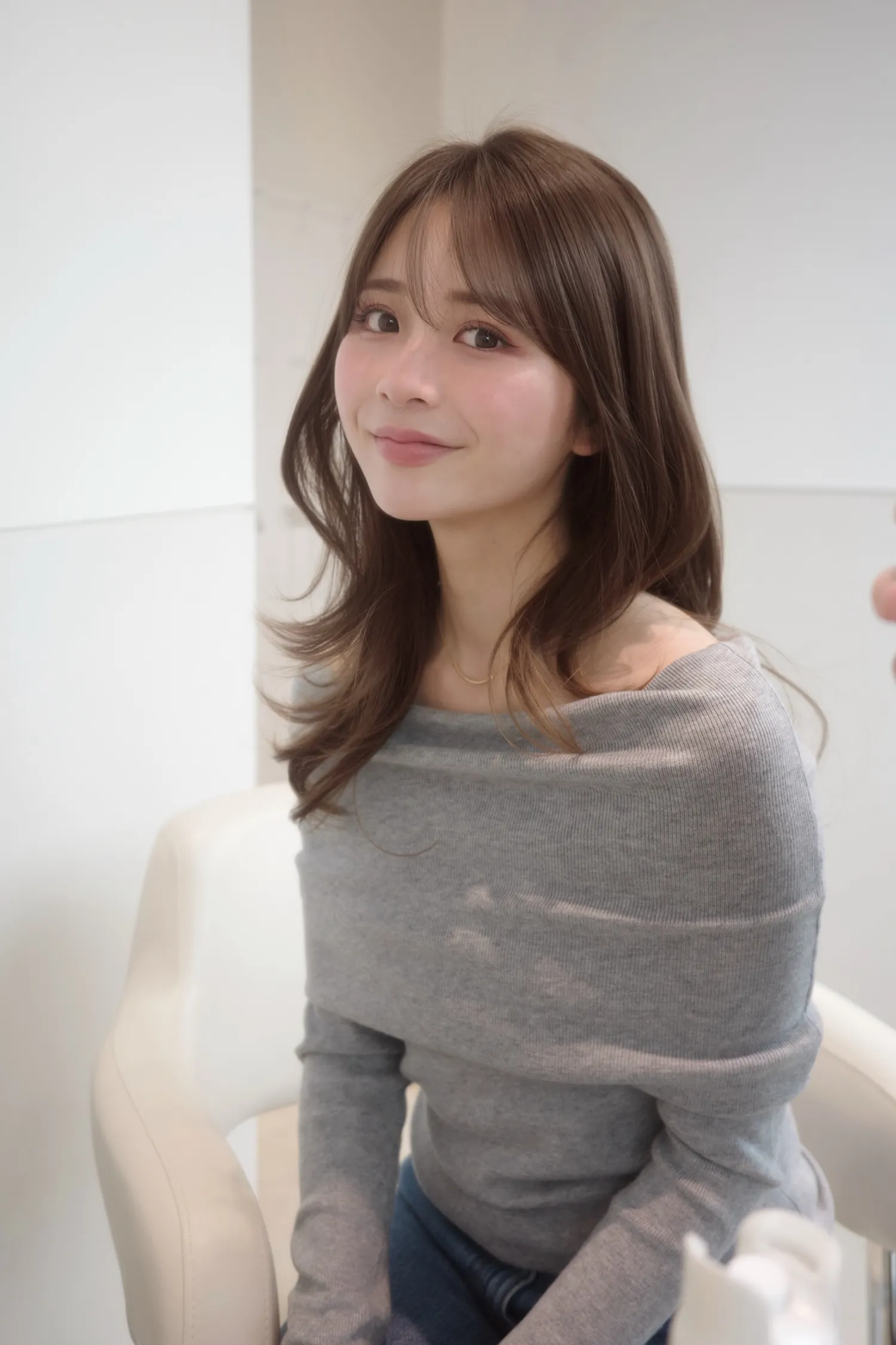 大人の韓国ヘア×レイヤーカットロング